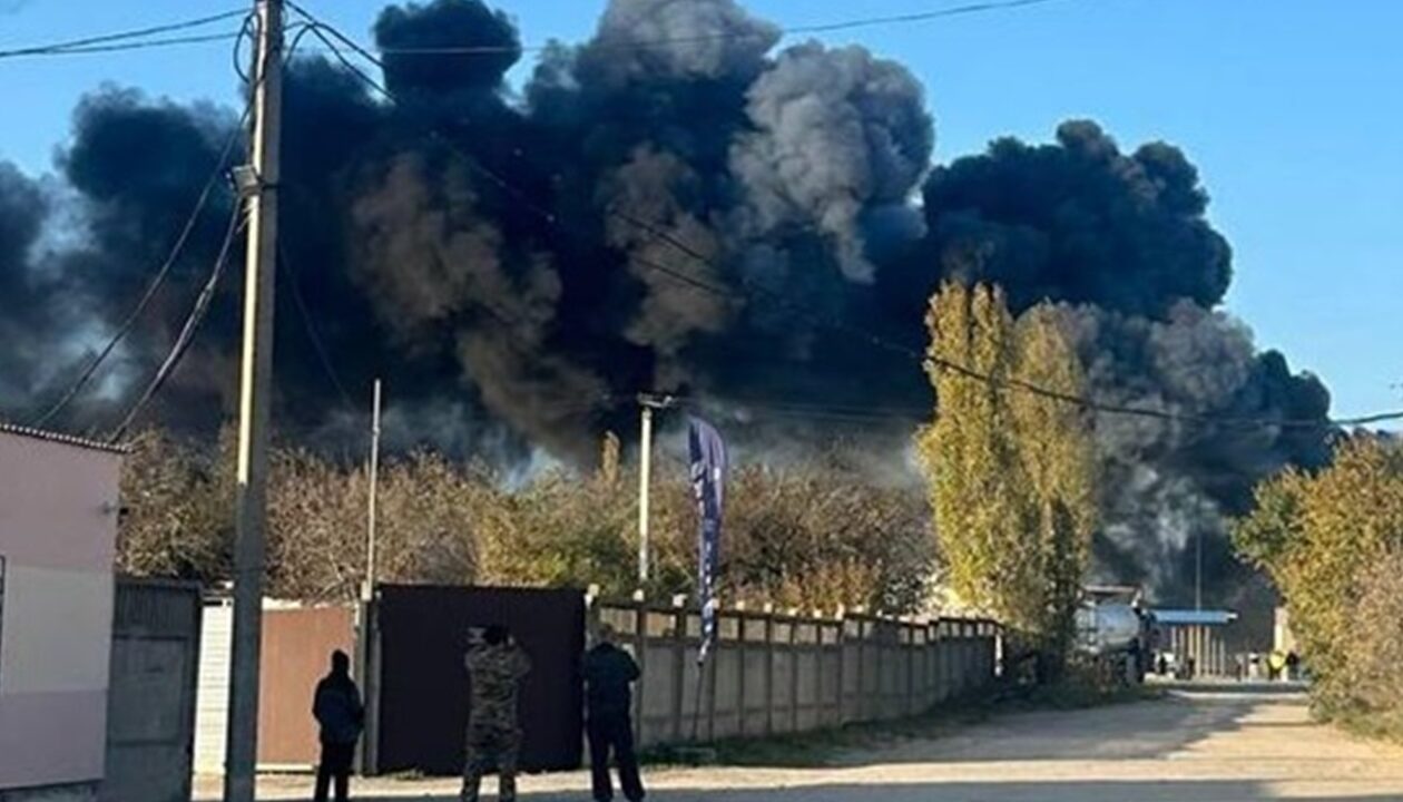 Крим відрізають від РФ: дрони ЗСУ знищують паливний тил