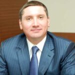 Родинні зв’язки з Медведєвим: власник ТРЦ Gulliver Віктор Поліщук виграв суд проти АРМА