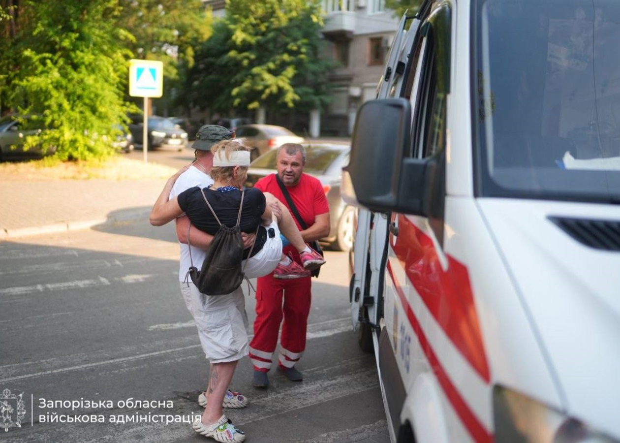 Російські КАБи атакували Запоріжжя, є загиблі