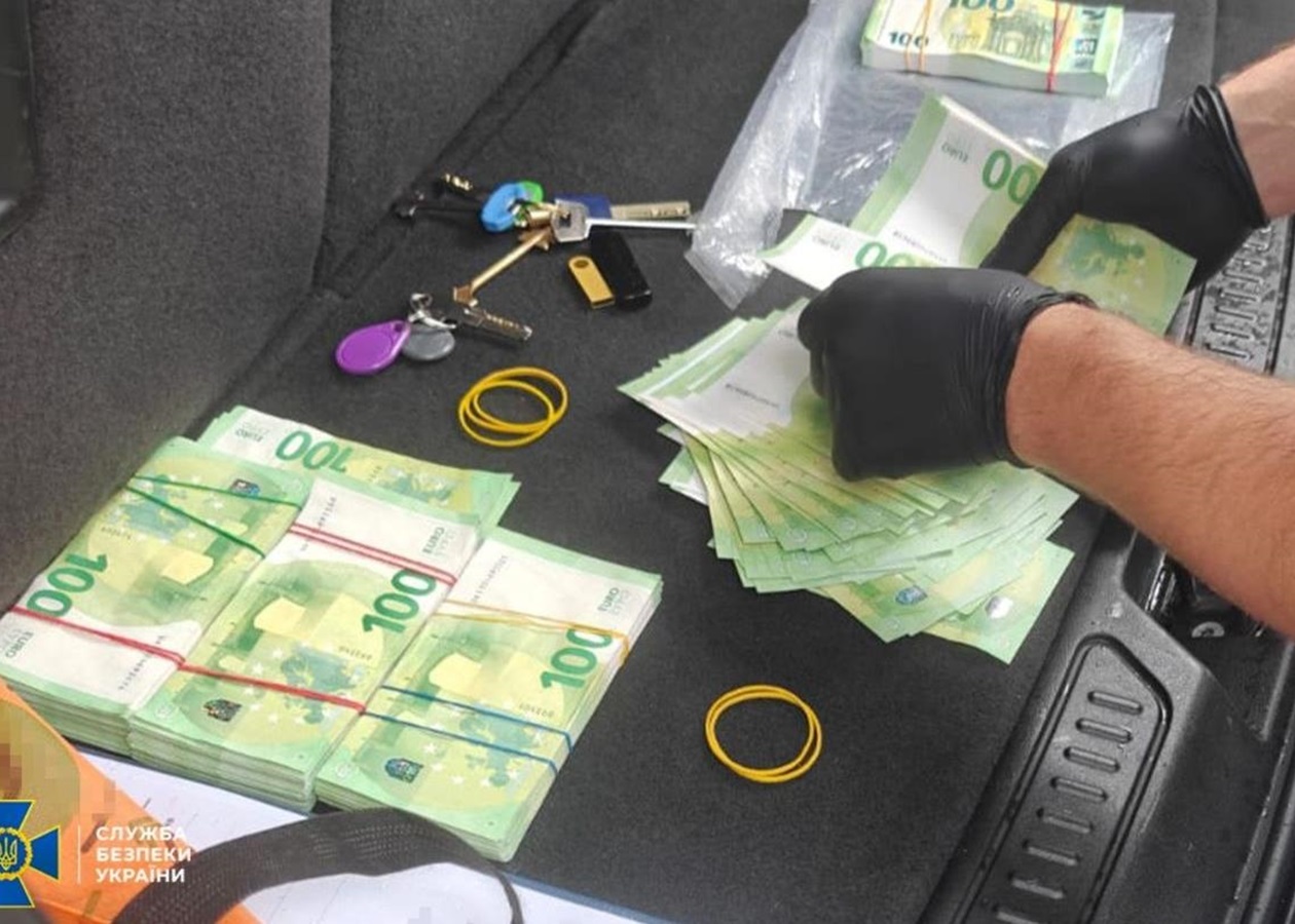 У виробника дронів вимагали хабар у 100 тисяч євро