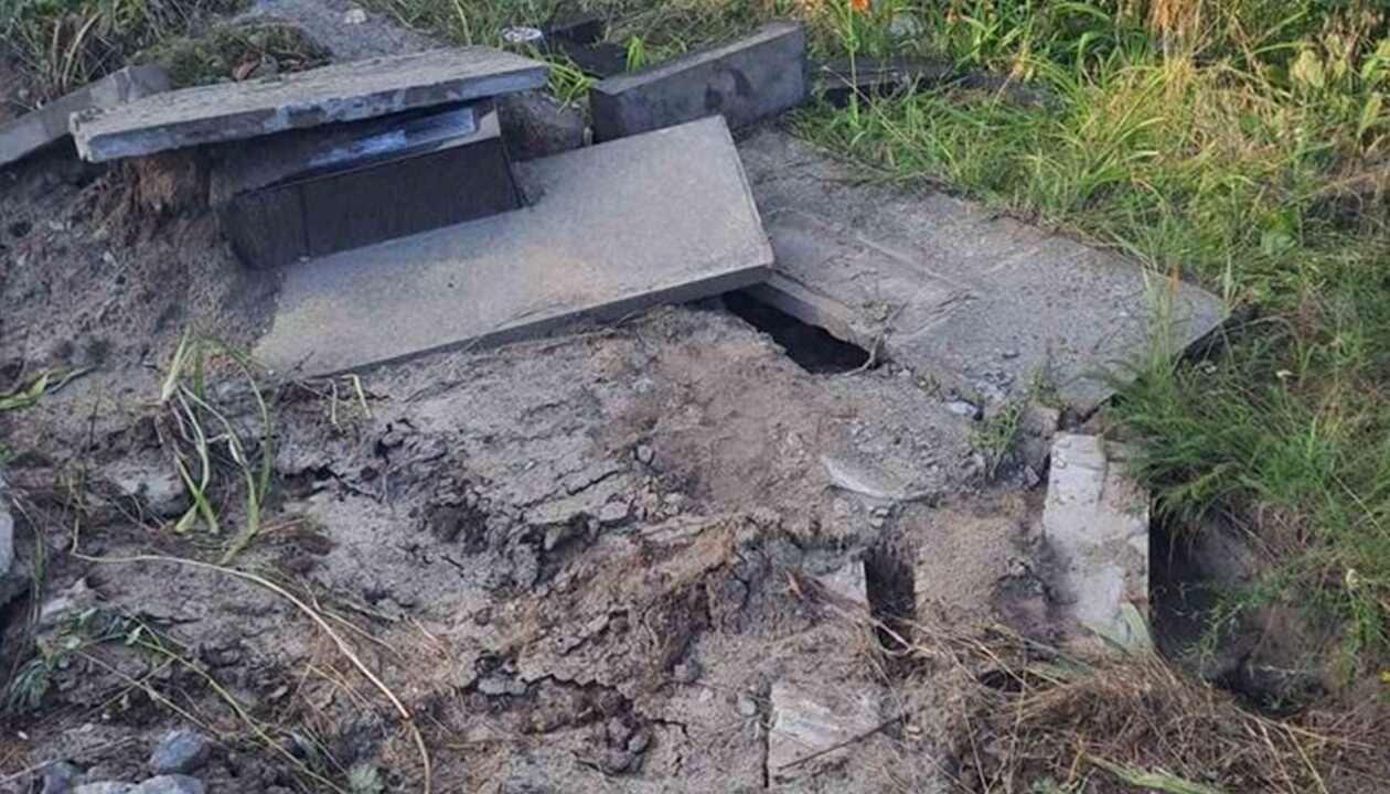 На Харківщині з кладовища викрали радянський танк