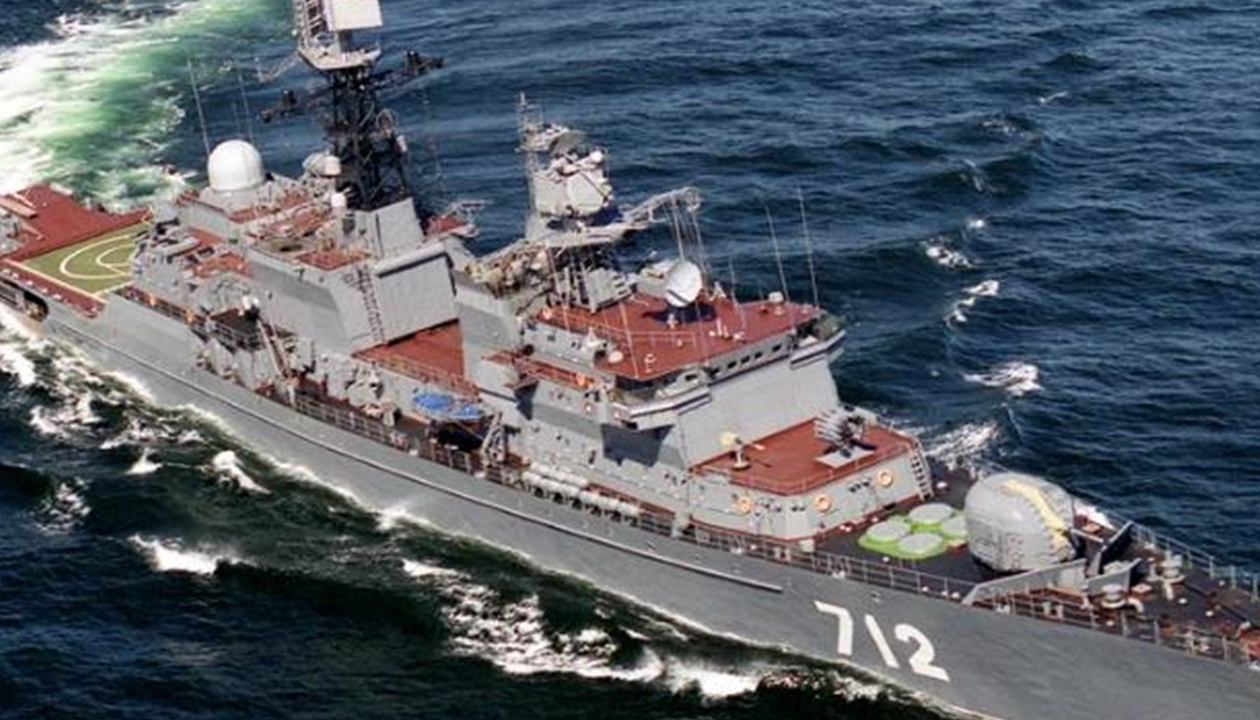 Корабель РФ провів стрільби біля узбережжя Британії