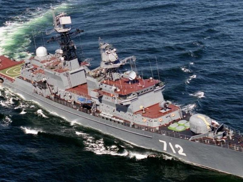 Корабель РФ провів стрільби біля узбережжя Британії