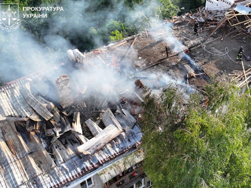 Удар по Харкову: кількість постраждалих зросла