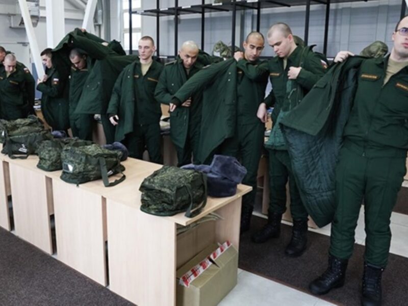 У Росії підвищують виплати за контракт із Міноборони