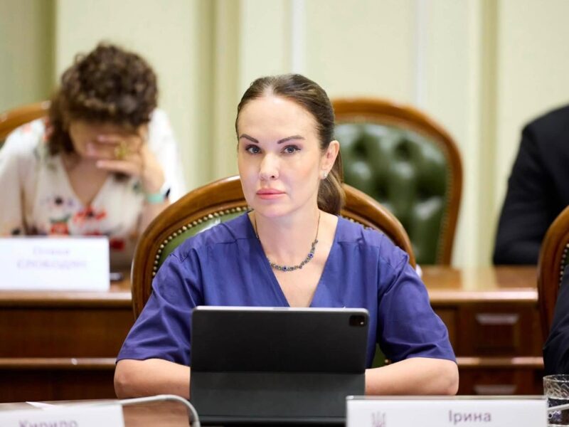 Зеленський звільнив Мудру після слідчих дій НАБУ