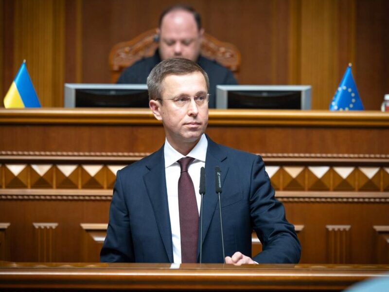 Уряд оголосив жорсткий режим економії коштів