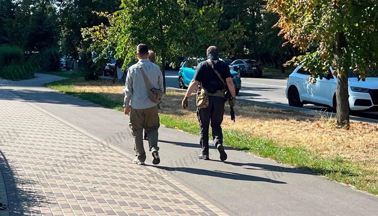 СюжетЗагиблі та поранені. Перестрілка між СБУ та ГУР