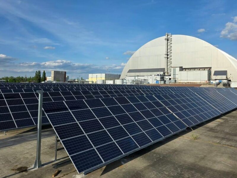 Сонячна електростанція запрацювала на Чорнобильській АЕС